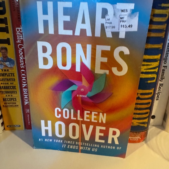 Heart Bones Book 🫐 by Colleen Hoover - Picture 2 of 7